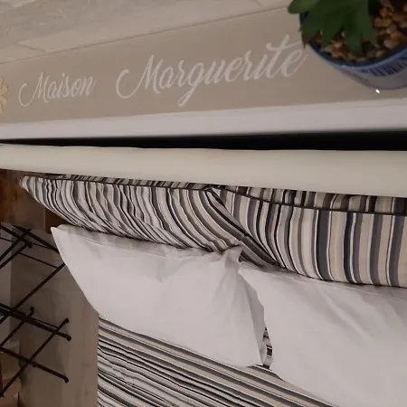 Maison Marguerite Guest house *